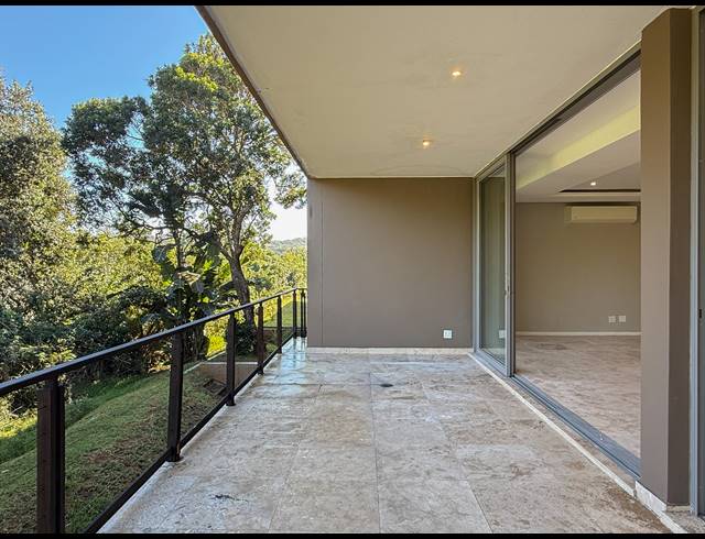 3 BEDROOM APARTMENT FOR SALE IN ZIMBALI ESTATE
